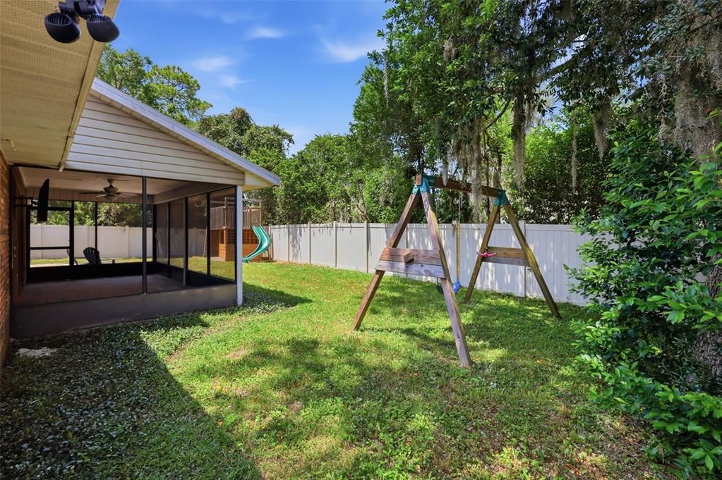 For Sale: $435,000 (3 beds, 2 baths, 2121 Square Feet)