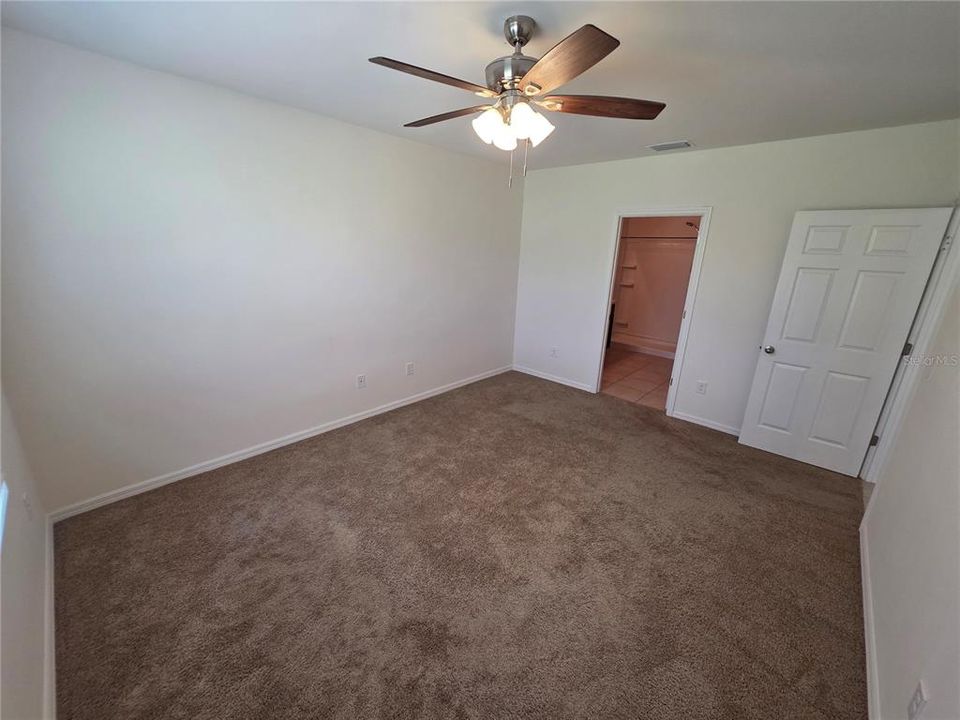 For Sale: $315,000 (4 beds, 2 baths, 1828 Square Feet)