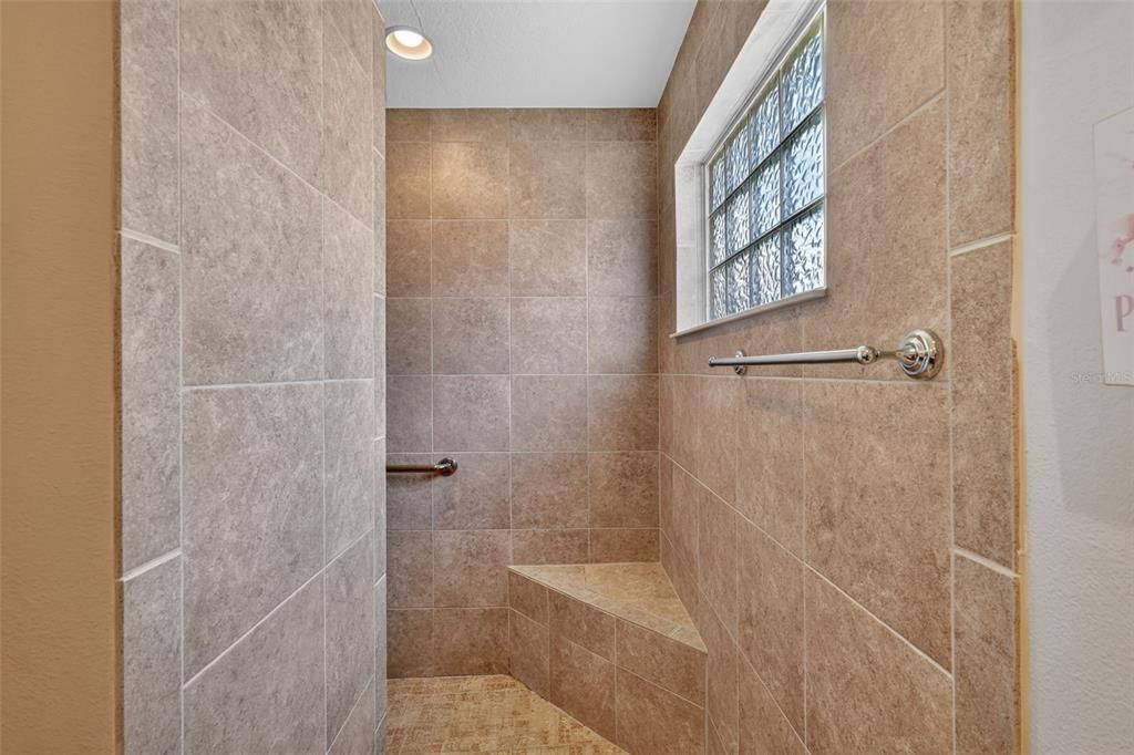 For Sale: $420,000 (3 beds, 2 baths, 1618 Square Feet)