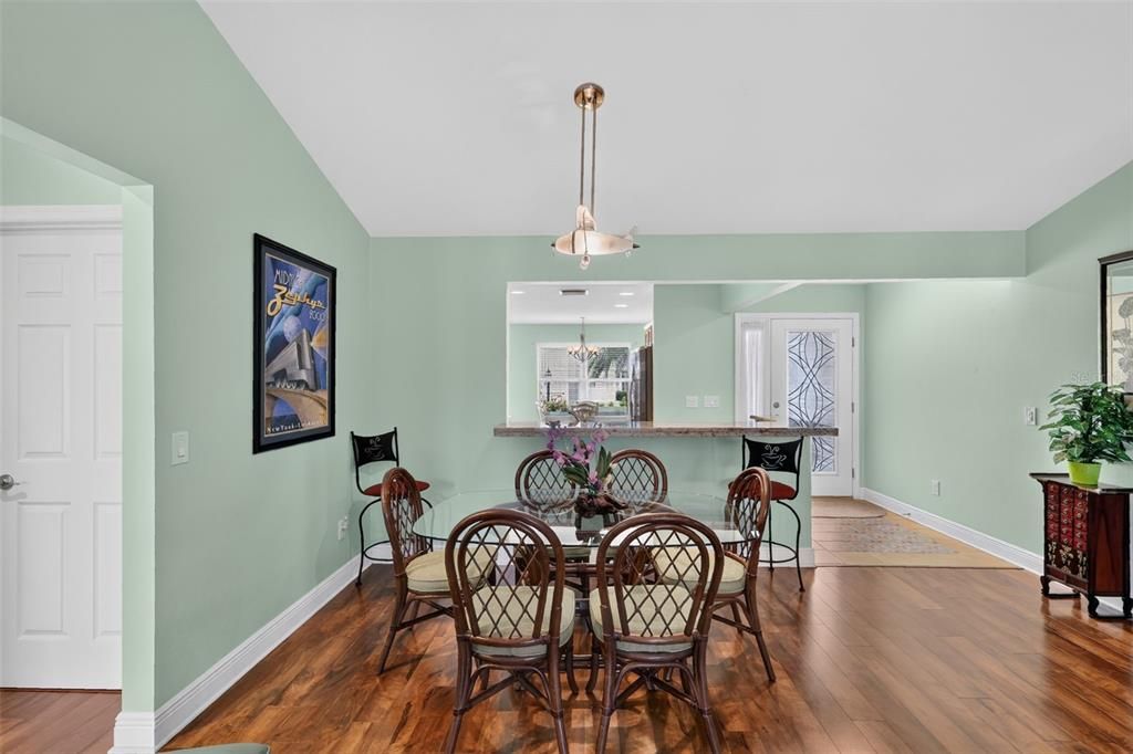 For Sale: $420,000 (3 beds, 2 baths, 1618 Square Feet)