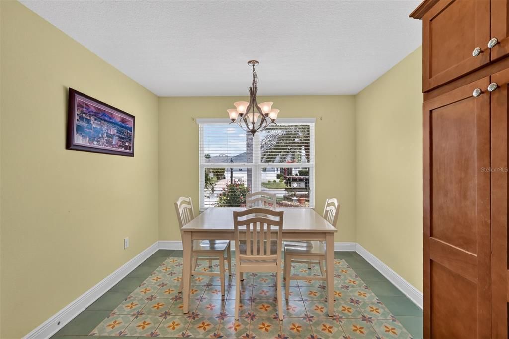 For Sale: $420,000 (3 beds, 2 baths, 1618 Square Feet)
