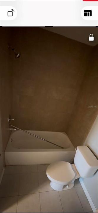 For Rent: $1,350 (2 beds, 1 baths, 899 Square Feet)