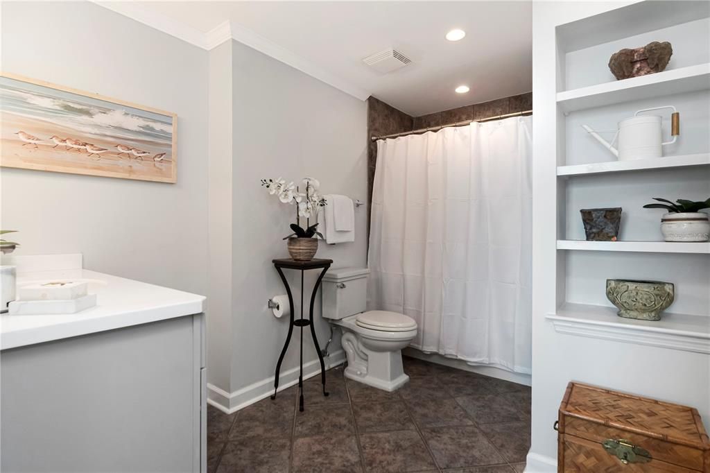 For Sale: $835,000 (2 beds, 2 baths, 1453 Square Feet)