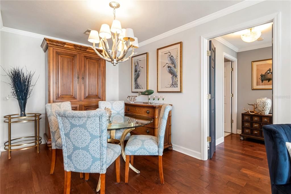 For Sale: $835,000 (2 beds, 2 baths, 1453 Square Feet)