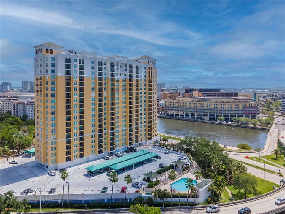 For Sale: $835,000 (2 beds, 2 baths, 1453 Square Feet)