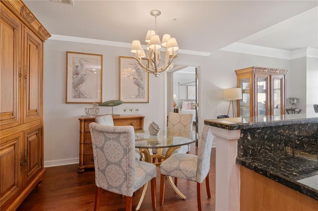 For Sale: $835,000 (2 beds, 2 baths, 1453 Square Feet)