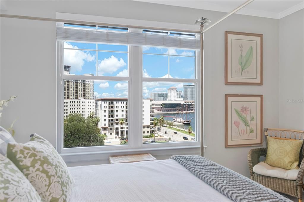 For Sale: $835,000 (2 beds, 2 baths, 1453 Square Feet)