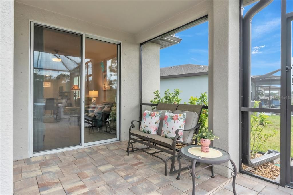 For Sale: $495,000 (3 beds, 2 baths, 1704 Square Feet)