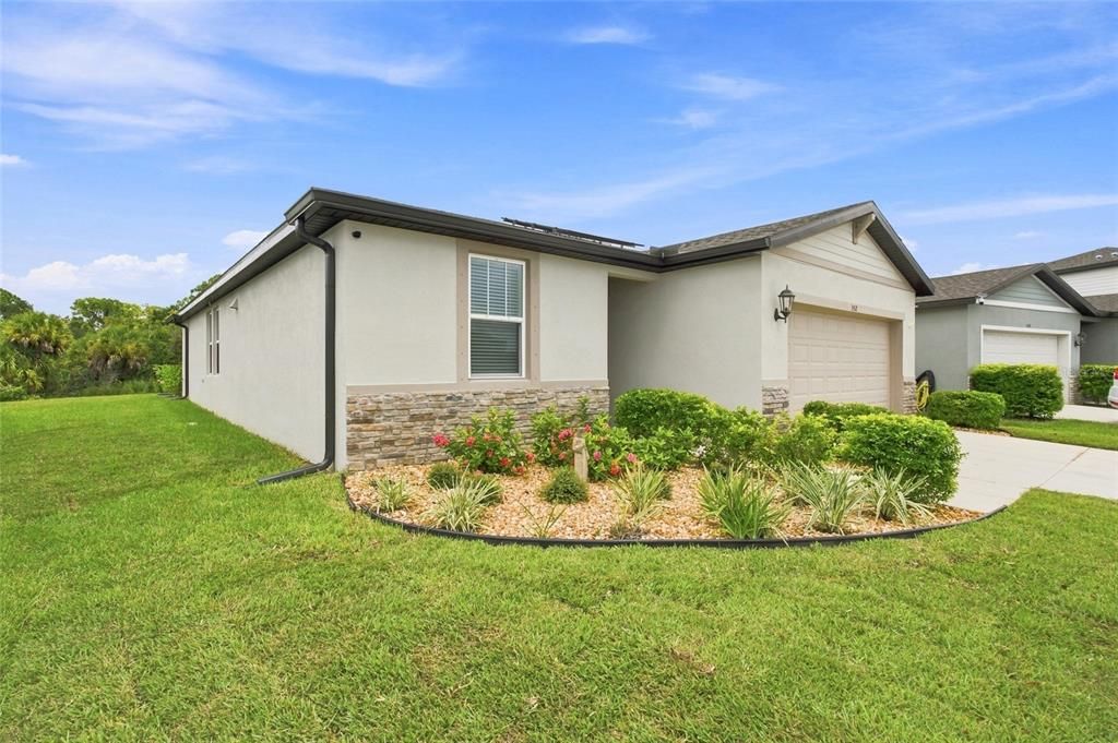 For Sale: $495,000 (3 beds, 2 baths, 1704 Square Feet)