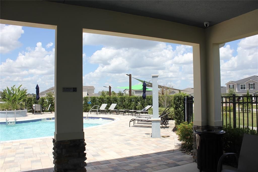 For Sale: $423,999 (4 beds, 3 baths, 2042 Square Feet)