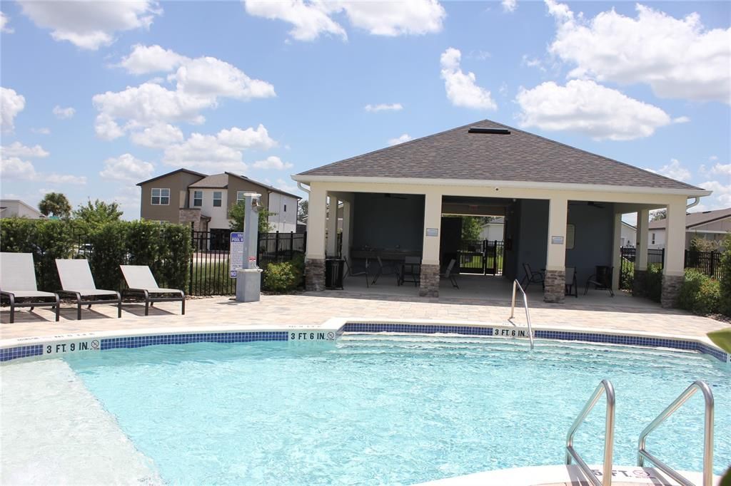 For Sale: $423,999 (4 beds, 3 baths, 2042 Square Feet)