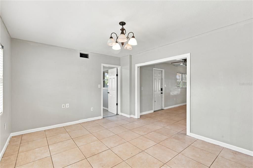 En Venta: $274,900 (3 camas, 2 baños, 1448 Pies cuadrados)