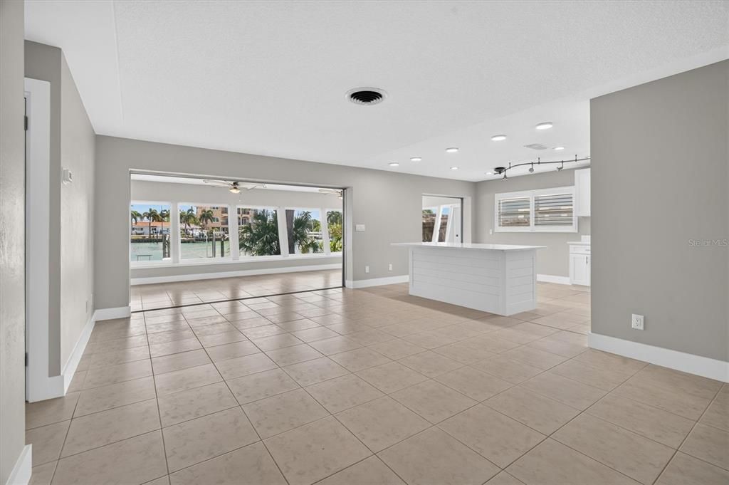 En Venta: $849,000 (2 camas, 2 baños, 1595 Pies cuadrados)
