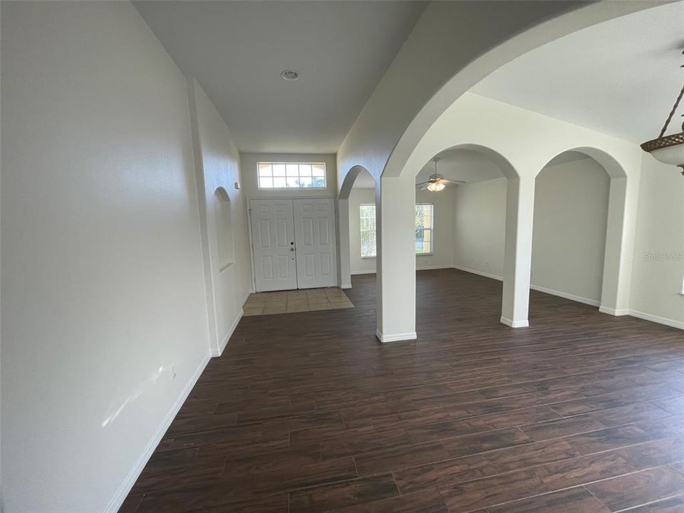 For Sale: $419,000 (4 beds, 3 baths, 2321 Square Feet)