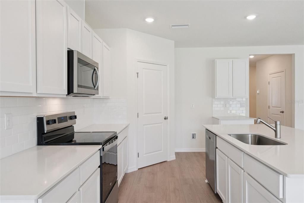 For Sale: $406,990 (4 beds, 3 baths, 2020 Square Feet)