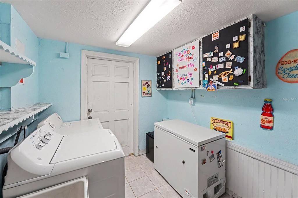 En Venta: $400,000 (3 camas, 2 baños, 1642 Pies cuadrados)