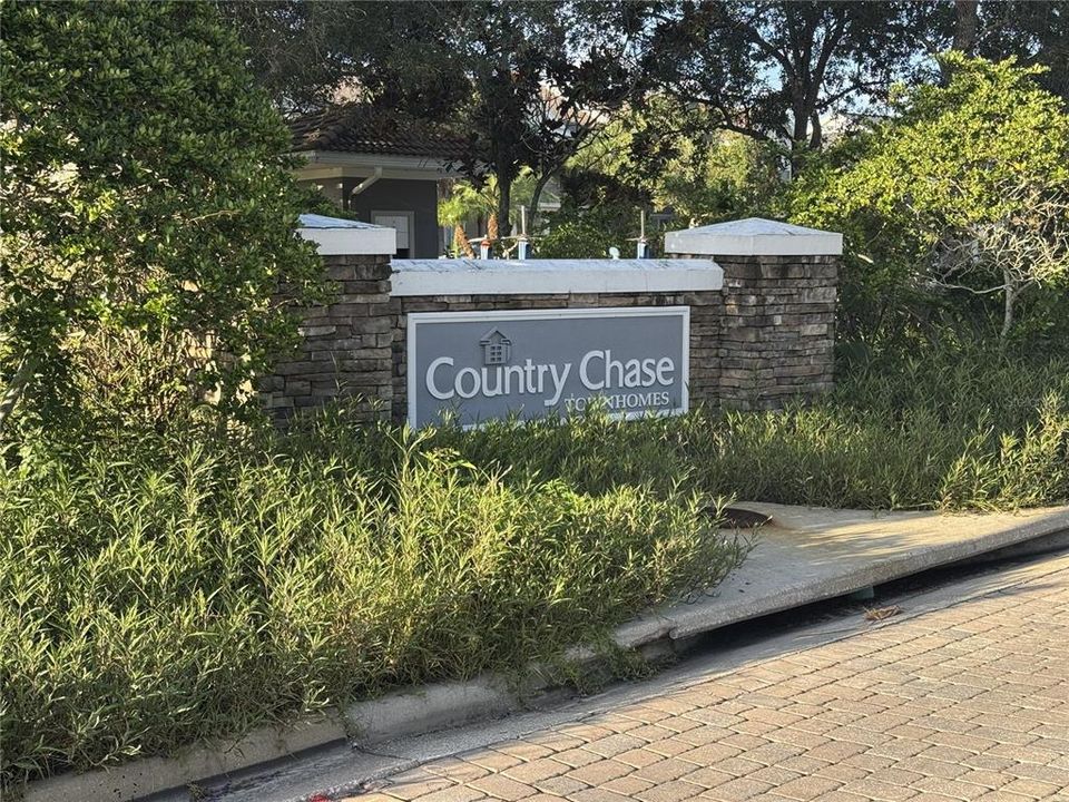 For Sale: $219,900 (2 beds, 1 baths, 1146 Square Feet)