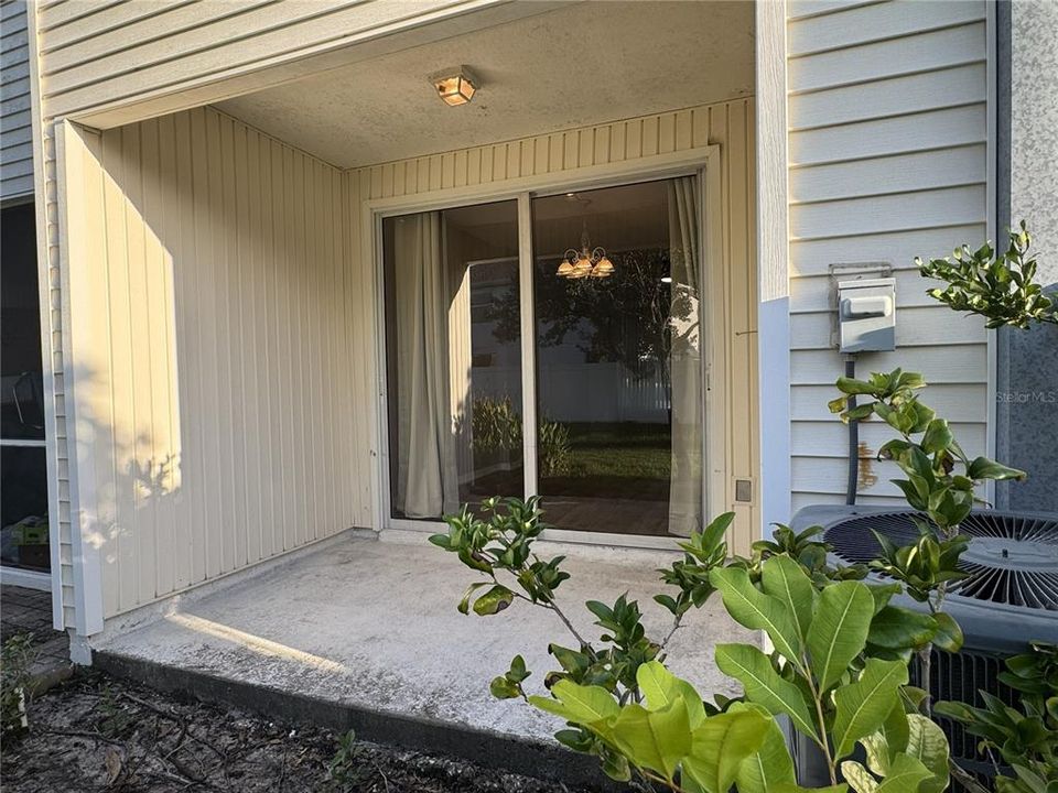 For Sale: $219,900 (2 beds, 1 baths, 1146 Square Feet)