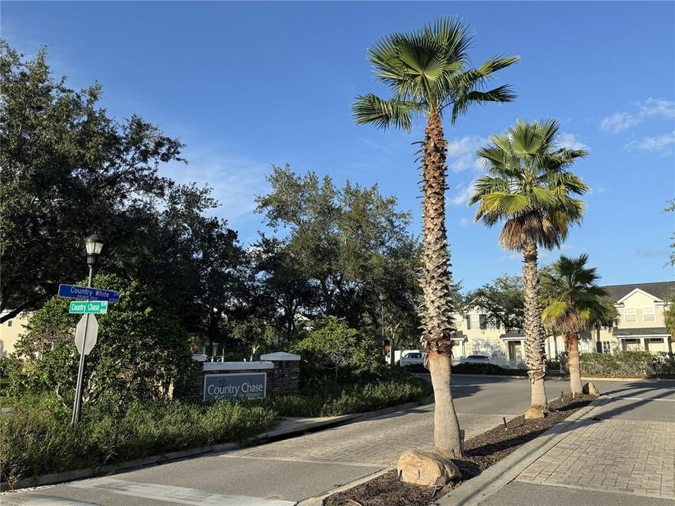 For Sale: $219,900 (2 beds, 1 baths, 1146 Square Feet)