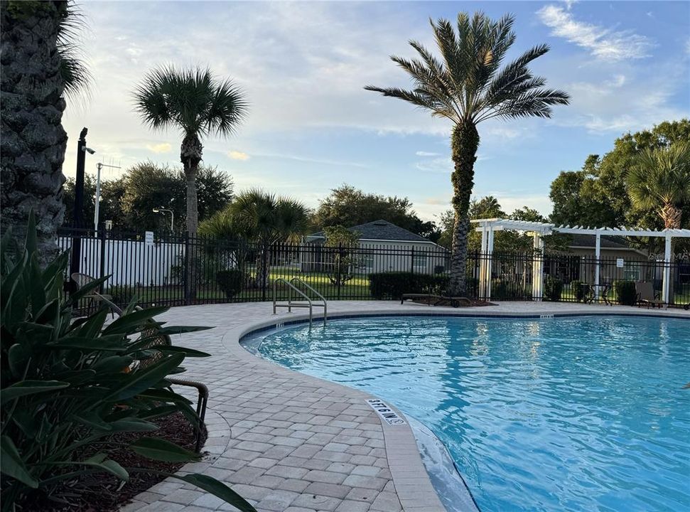 For Sale: $219,900 (2 beds, 1 baths, 1146 Square Feet)