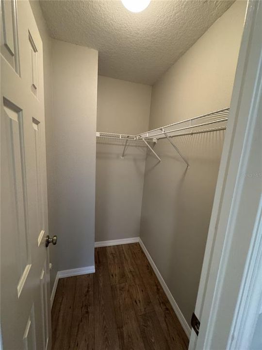For Sale: $219,900 (2 beds, 1 baths, 1146 Square Feet)