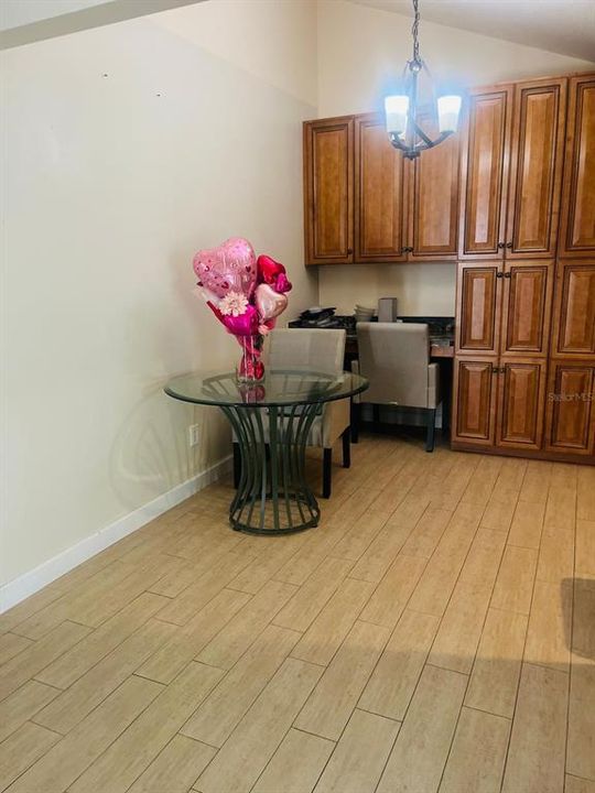 В аренду: $1,999 (2 спален, 2 ванн, 1079 Квадратных фут)