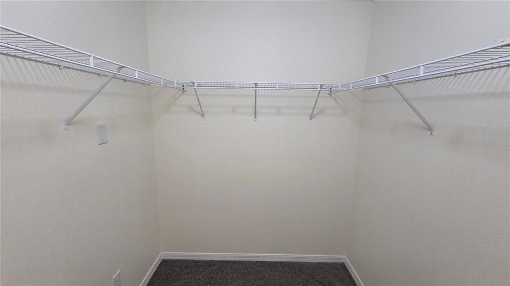 For Sale: $305,000 (3 beds, 2 baths, 1377 Square Feet)