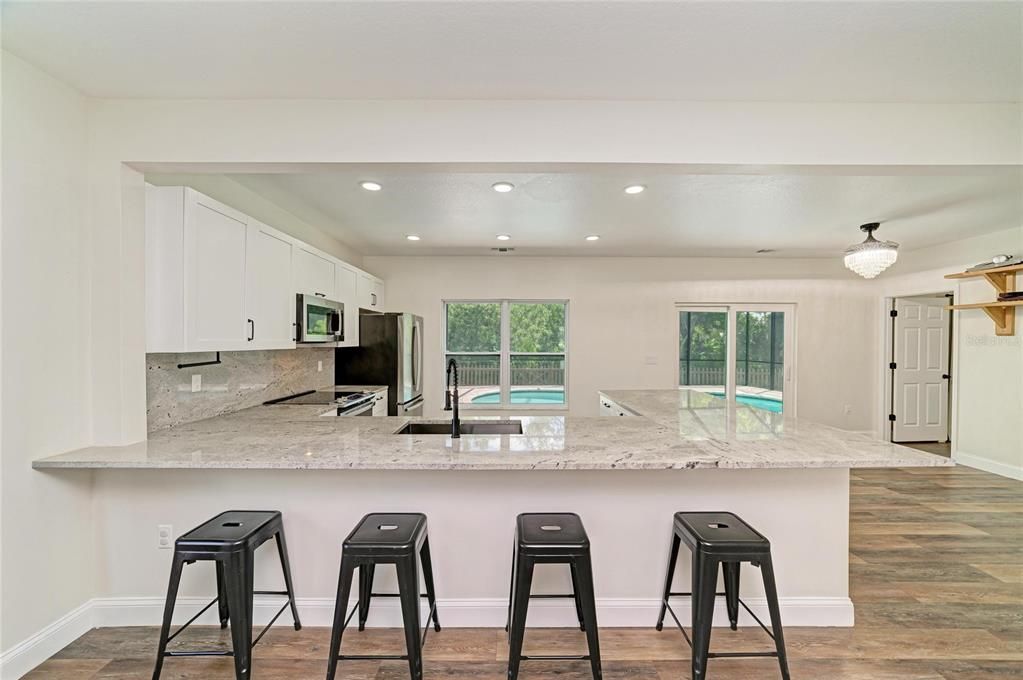 For Sale: $529,000 (5 beds, 2 baths, 1973 Square Feet)
