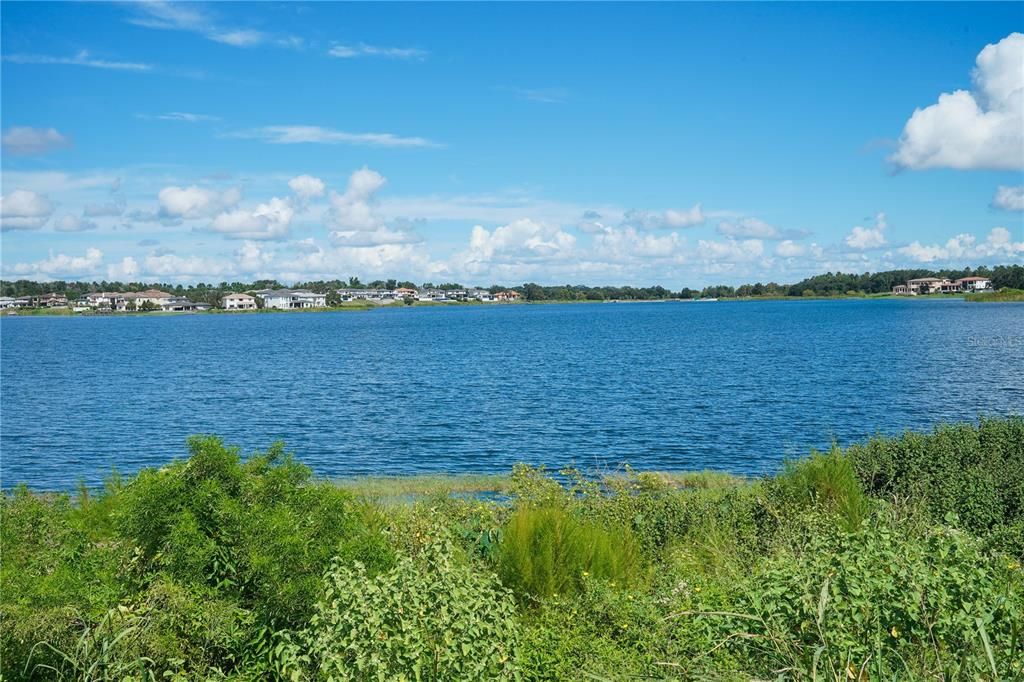 En Venta: $1,100,000 (1.03 acres)