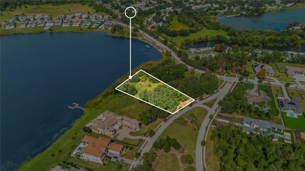 En Venta: $1,100,000 (1.03 acres)