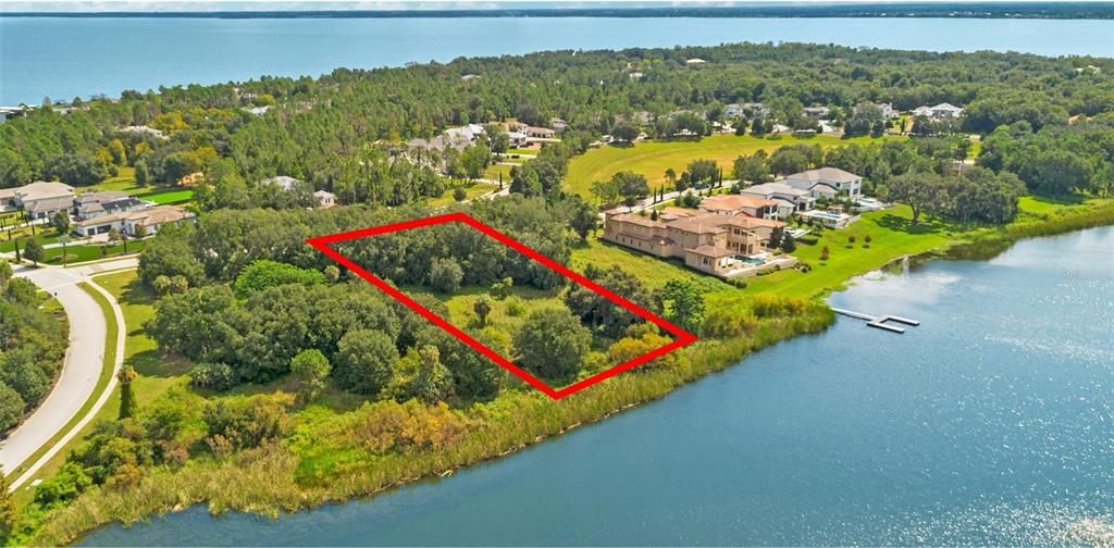 En Venta: $1,100,000 (1.03 acres)