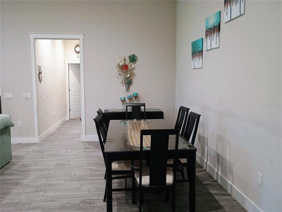 For Rent: $4,500 (6 beds, 4 baths, 3238 Square Feet)