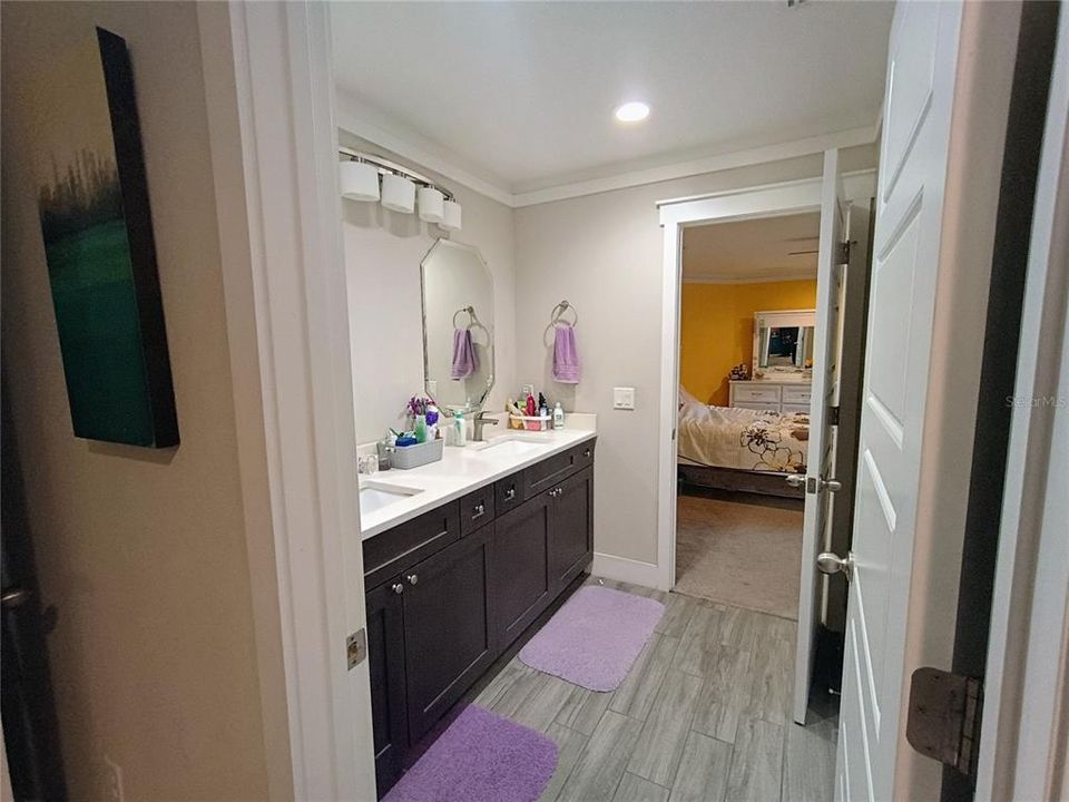 For Rent: $4,500 (6 beds, 4 baths, 3238 Square Feet)