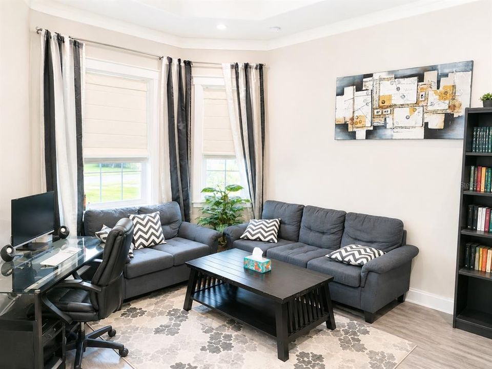 For Rent: $4,500 (6 beds, 4 baths, 3238 Square Feet)