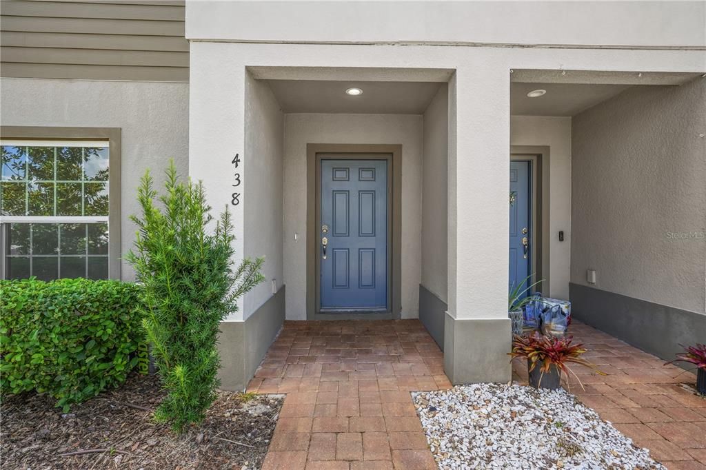 For Rent: $2,100 (3 beds, 2 baths, 1606 Square Feet)