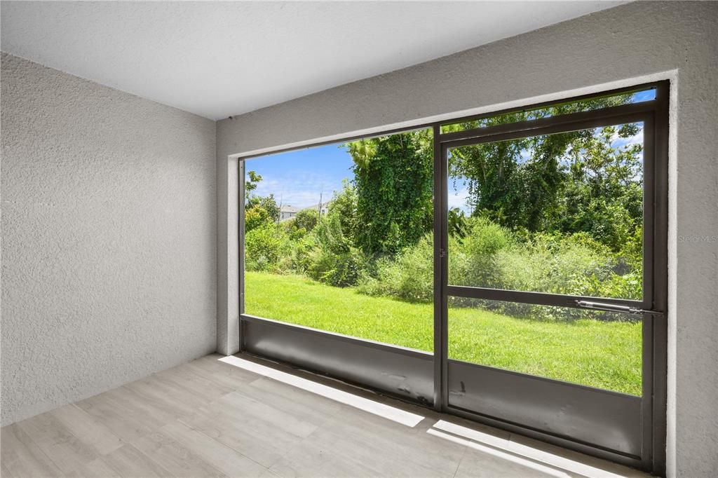 For Rent: $2,100 (3 beds, 2 baths, 1606 Square Feet)