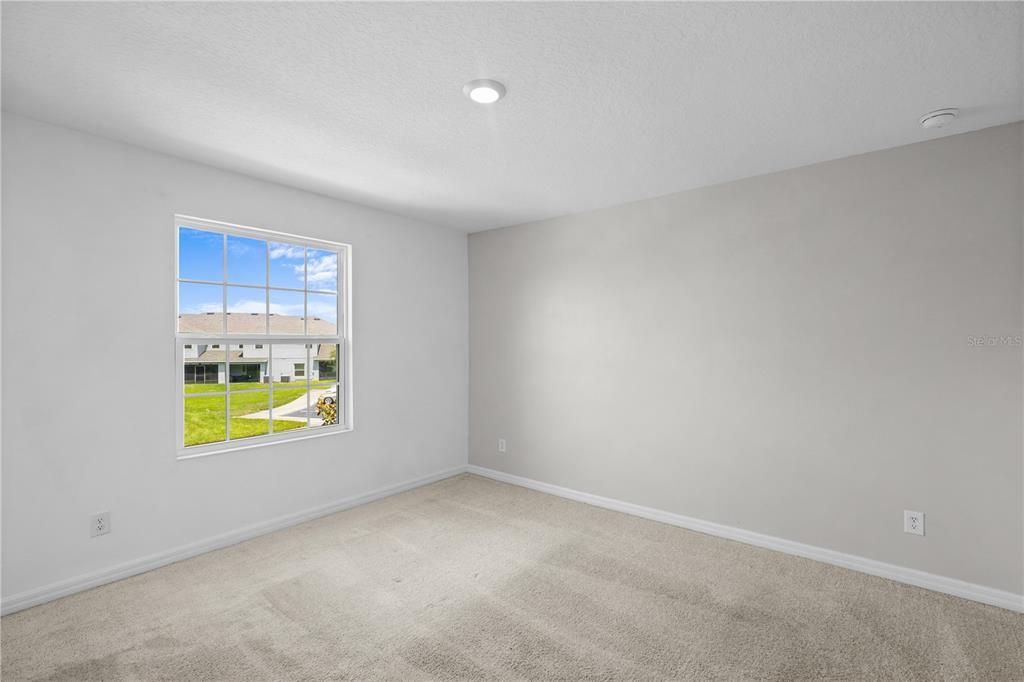 For Rent: $2,100 (3 beds, 2 baths, 1606 Square Feet)