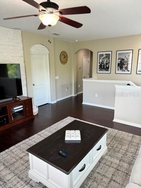 For Sale: $599,000 (4 beds, 3 baths, 2383 Square Feet)