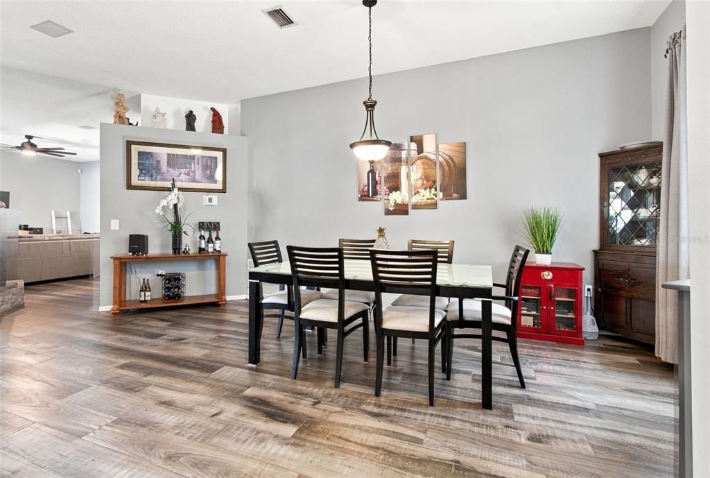 For Sale: $479,900 (3 beds, 2 baths, 1997 Square Feet)