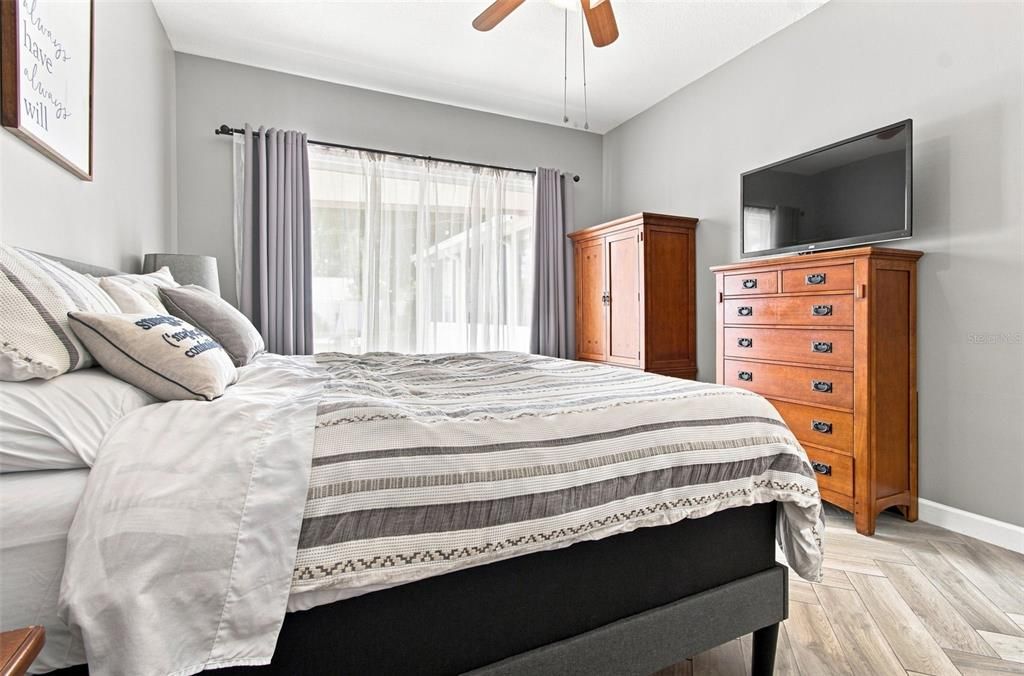 For Sale: $479,900 (3 beds, 2 baths, 1997 Square Feet)