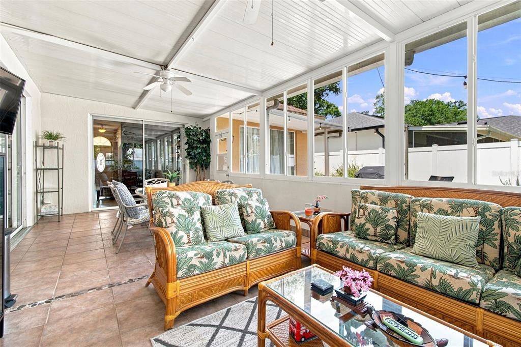 For Sale: $479,900 (3 beds, 2 baths, 1997 Square Feet)