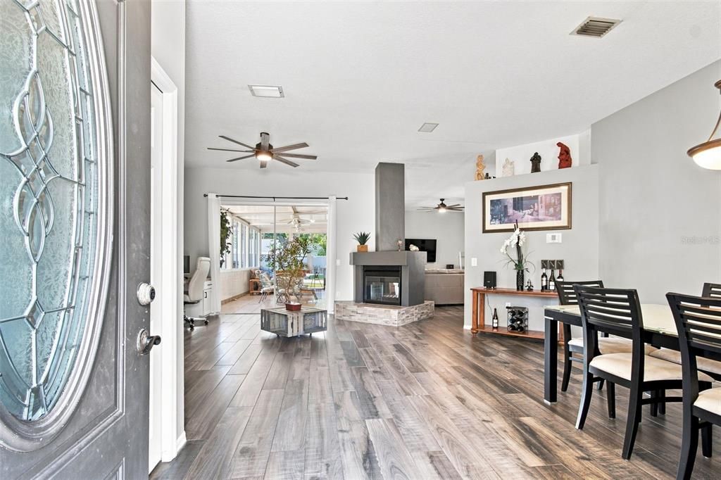 For Sale: $479,900 (3 beds, 2 baths, 1997 Square Feet)