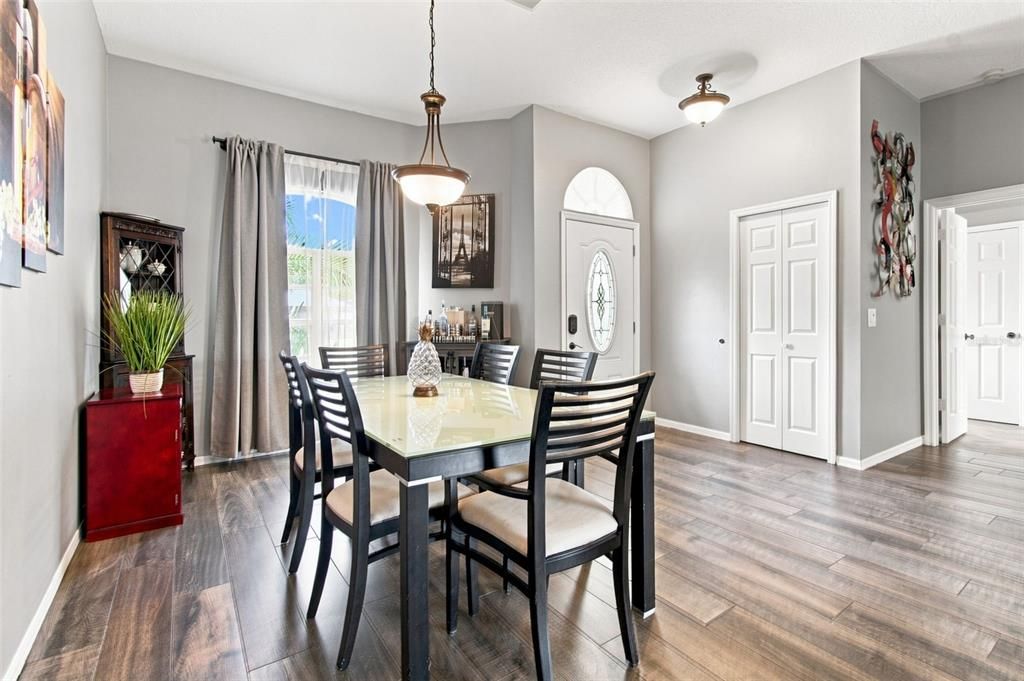 For Sale: $479,900 (3 beds, 2 baths, 1997 Square Feet)