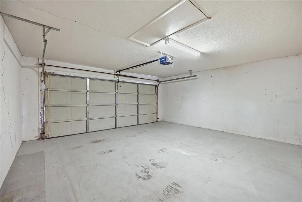 For Sale: $329,000 (2 beds, 2 baths, 1515 Square Feet)