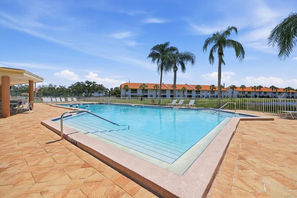 For Sale: $329,000 (2 beds, 2 baths, 1515 Square Feet)