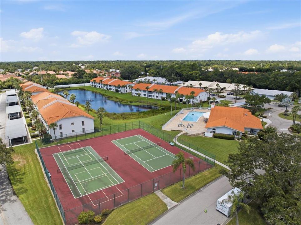 For Sale: $329,000 (2 beds, 2 baths, 1515 Square Feet)