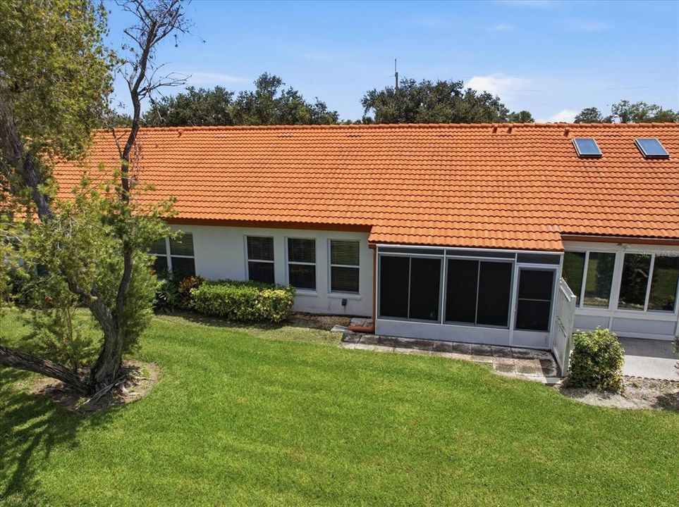For Sale: $329,000 (2 beds, 2 baths, 1515 Square Feet)