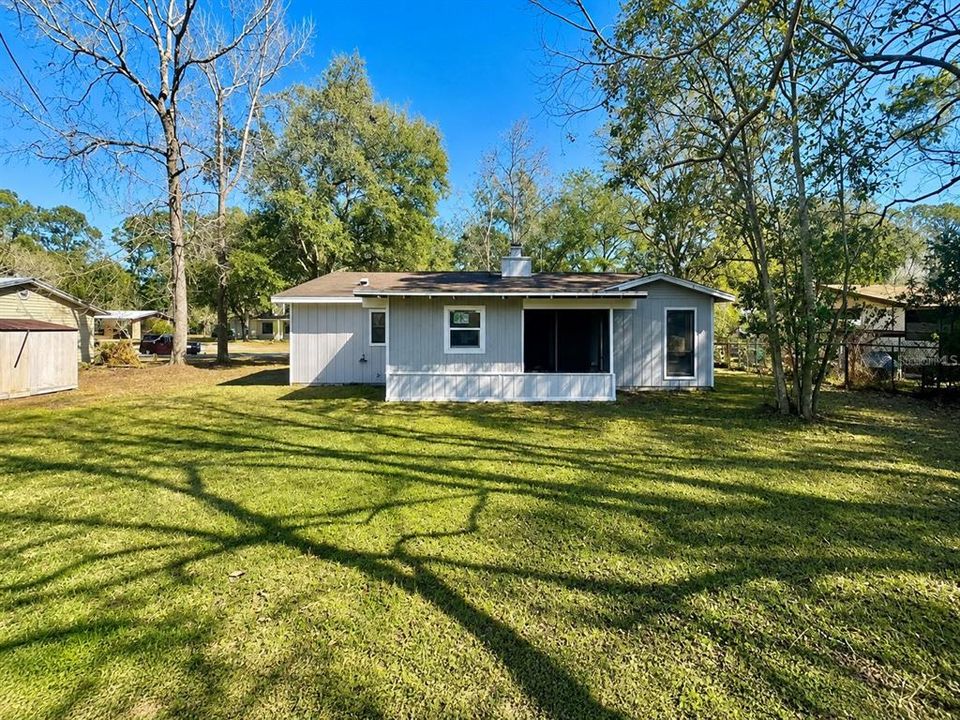 For Sale: $239,500 (3 beds, 2 baths, 1092 Square Feet)