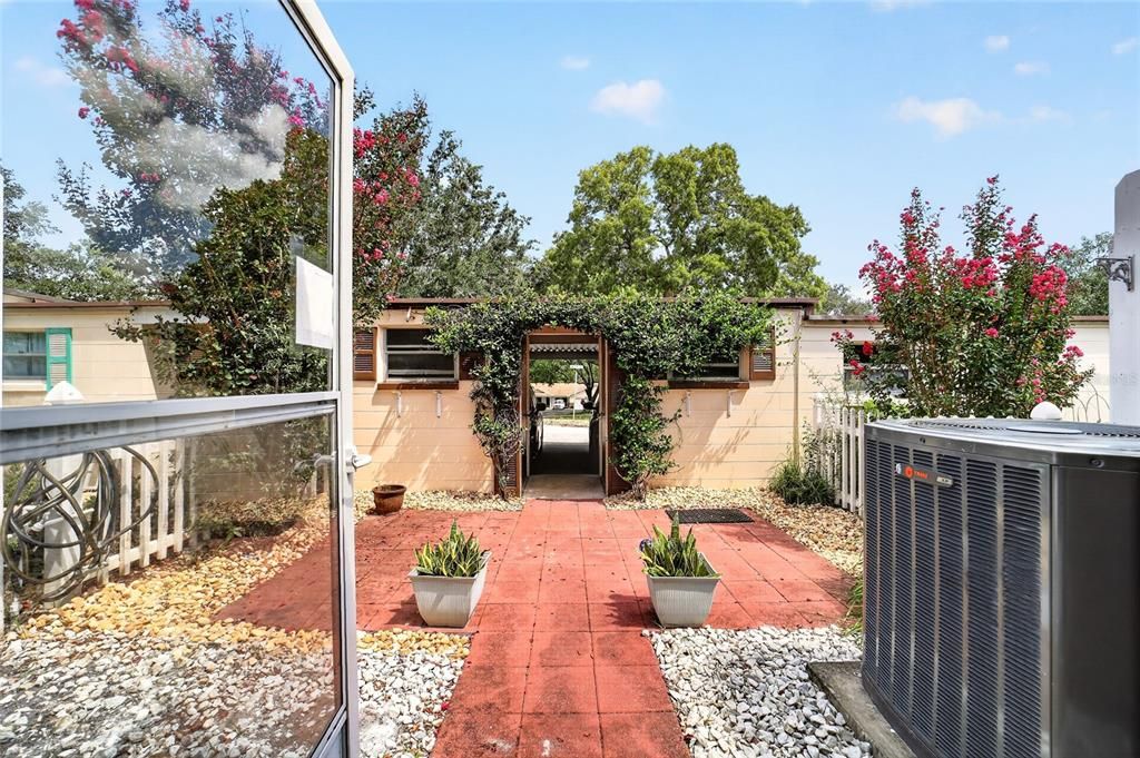 For Sale: $135,000 (2 beds, 2 baths, 1908 Square Feet)