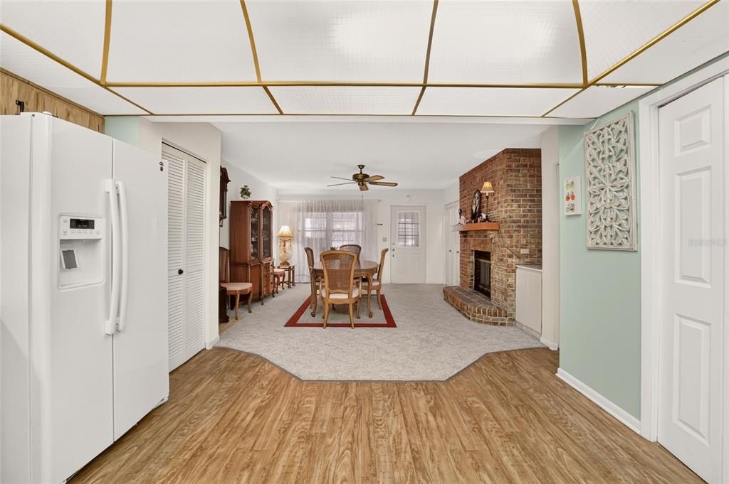 For Sale: $135,000 (2 beds, 2 baths, 1908 Square Feet)